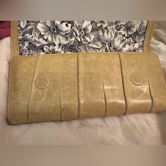 HOBO leather wallet - Picture 12 of 14